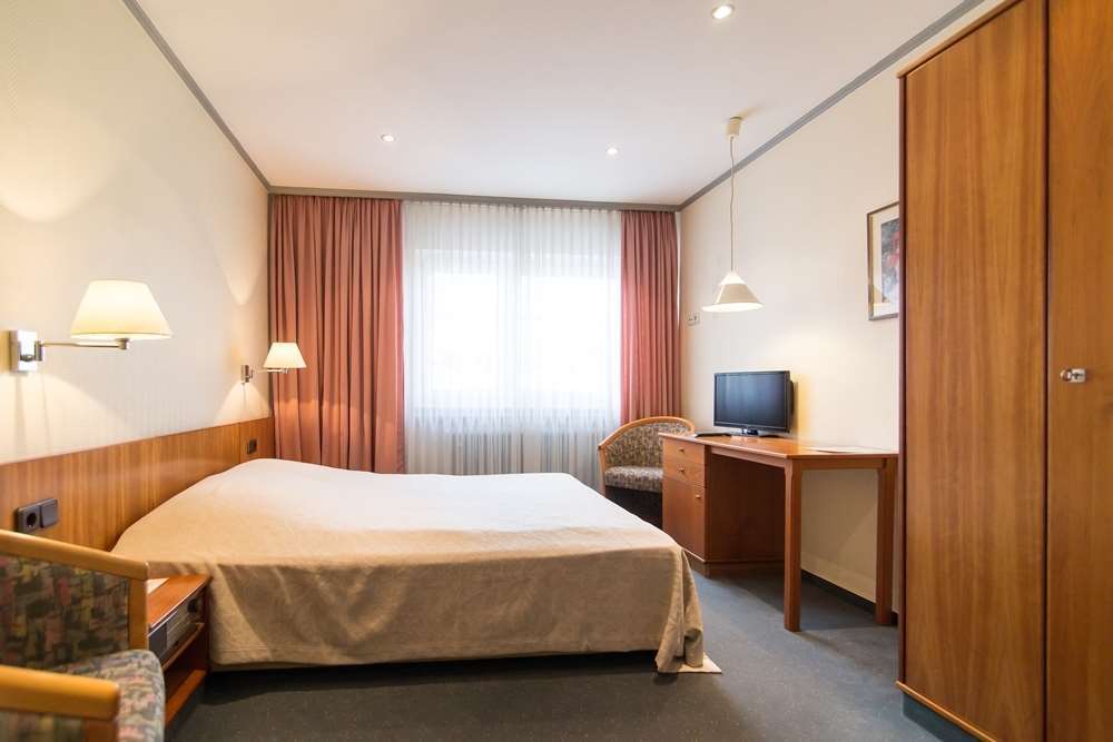 פרנקפורט Hotel Klein Frankfurt חדר תמונה