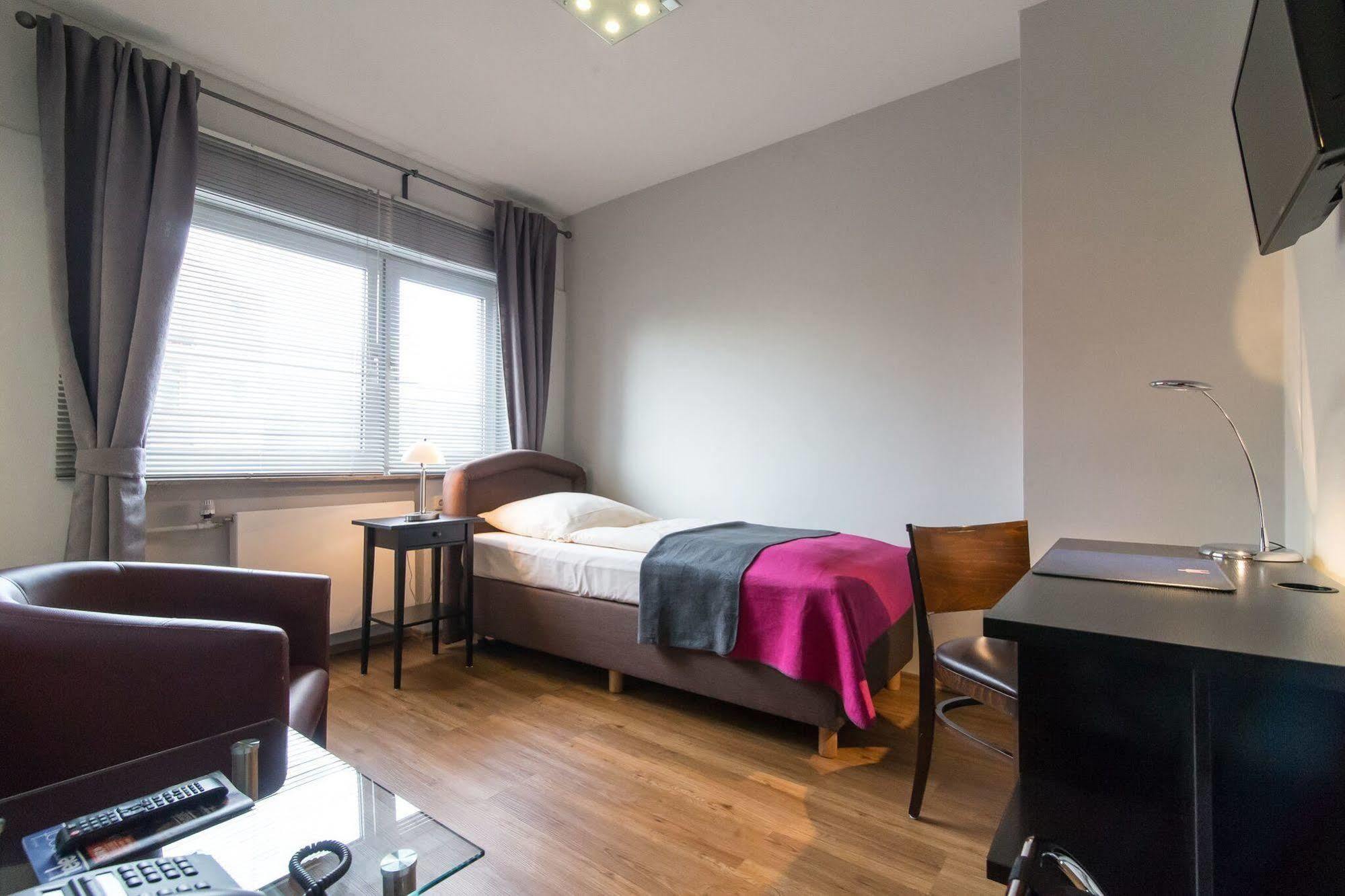 פרנקפורט Hotel Klein Frankfurt מראה חיצוני תמונה