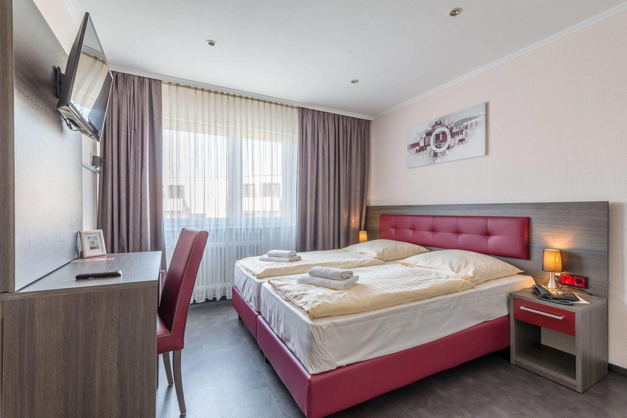 פרנקפורט Hotel Klein Frankfurt מראה חיצוני תמונה